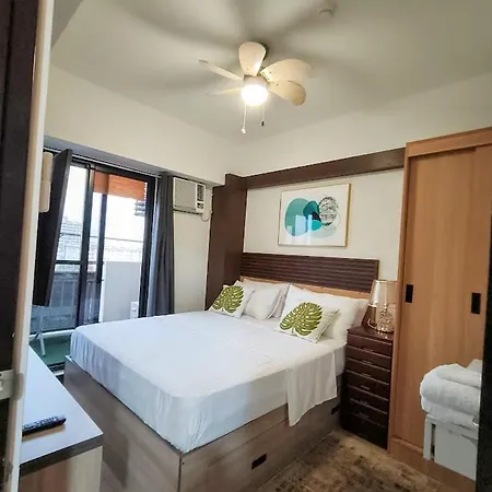 Luxury 2 Bedroom Condo Unit Near Naia